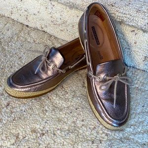 New Condition! Clark’s (Collection) moccasins. Size 6.5M